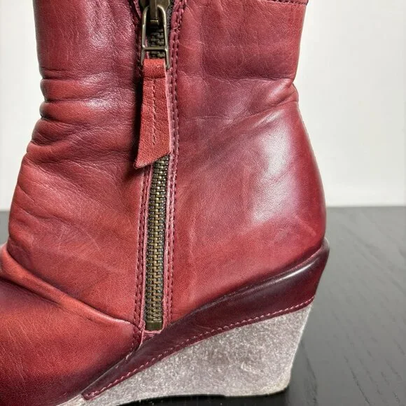 MIZ MOOZ Womens Size 36/US 5.5-6 Baron Red Leather Wedge Ankle Boots Booties - Picture 2 of 11